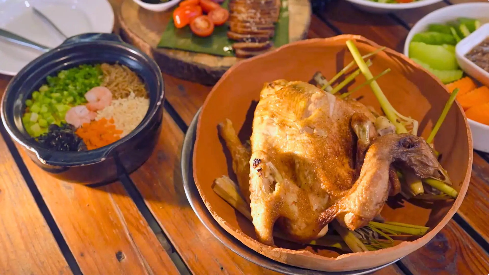 Gà nướng đập niêu | Món ngon ở Hà Thành | 30/12/2025